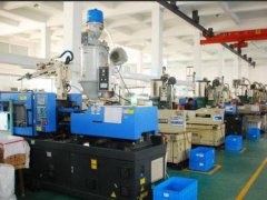 如何進(jìn)行改性工程塑料注塑機(jī)的每日維護(hù)？